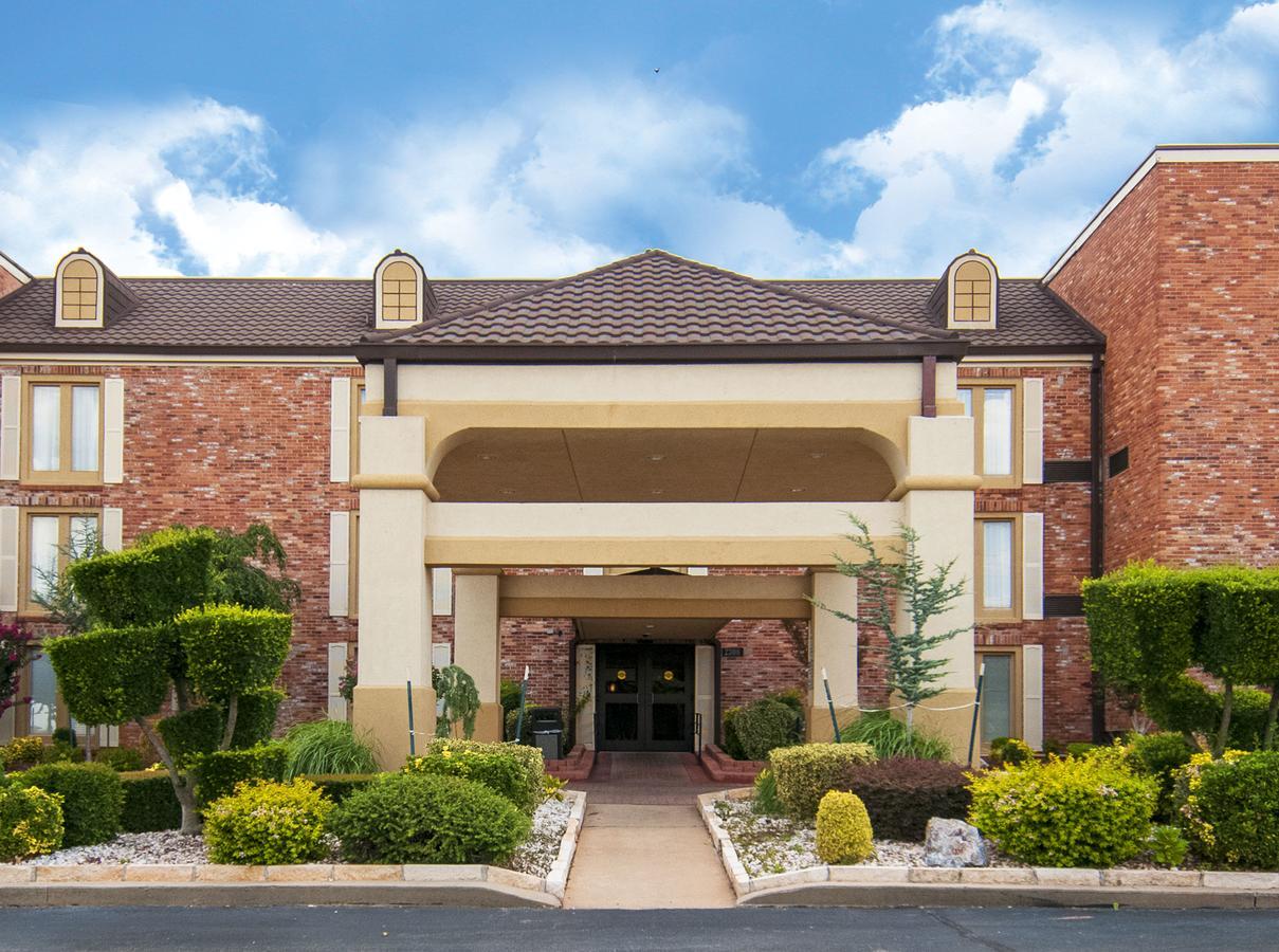 Governors Suites Hotel Oklahoma City Airport Area Exterior photo